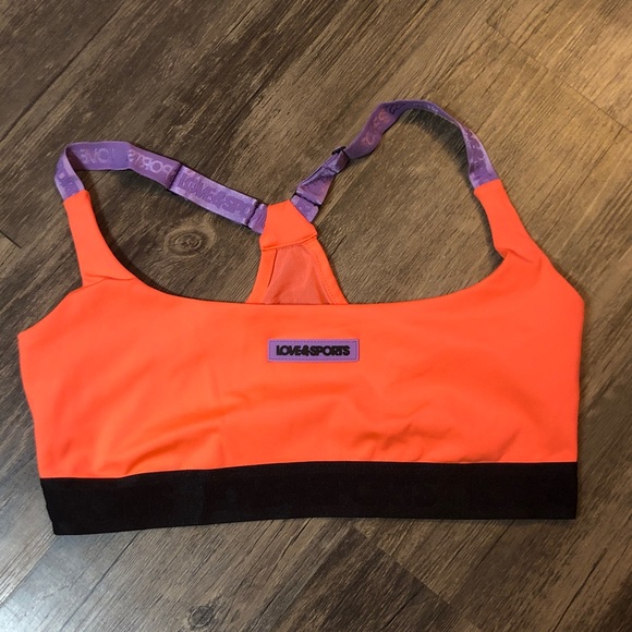 Love & Sports Sports Bra and Shorts Set - Picture 2 of 8